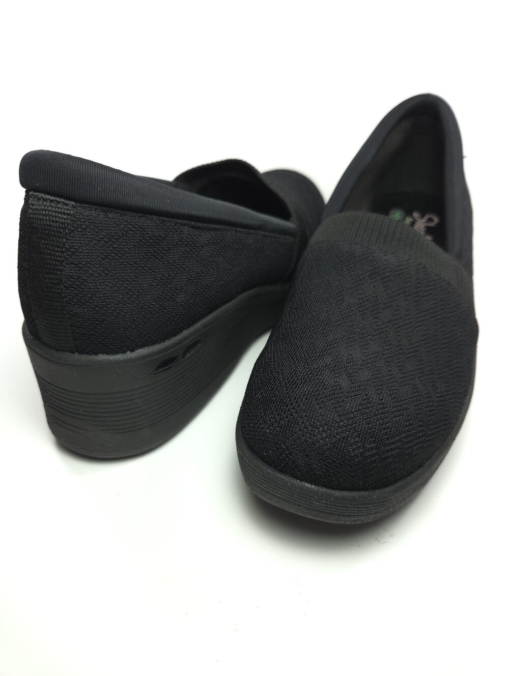 Skechers Arch Fit Laguna Black Knit Slip‑On Sneakers W 10